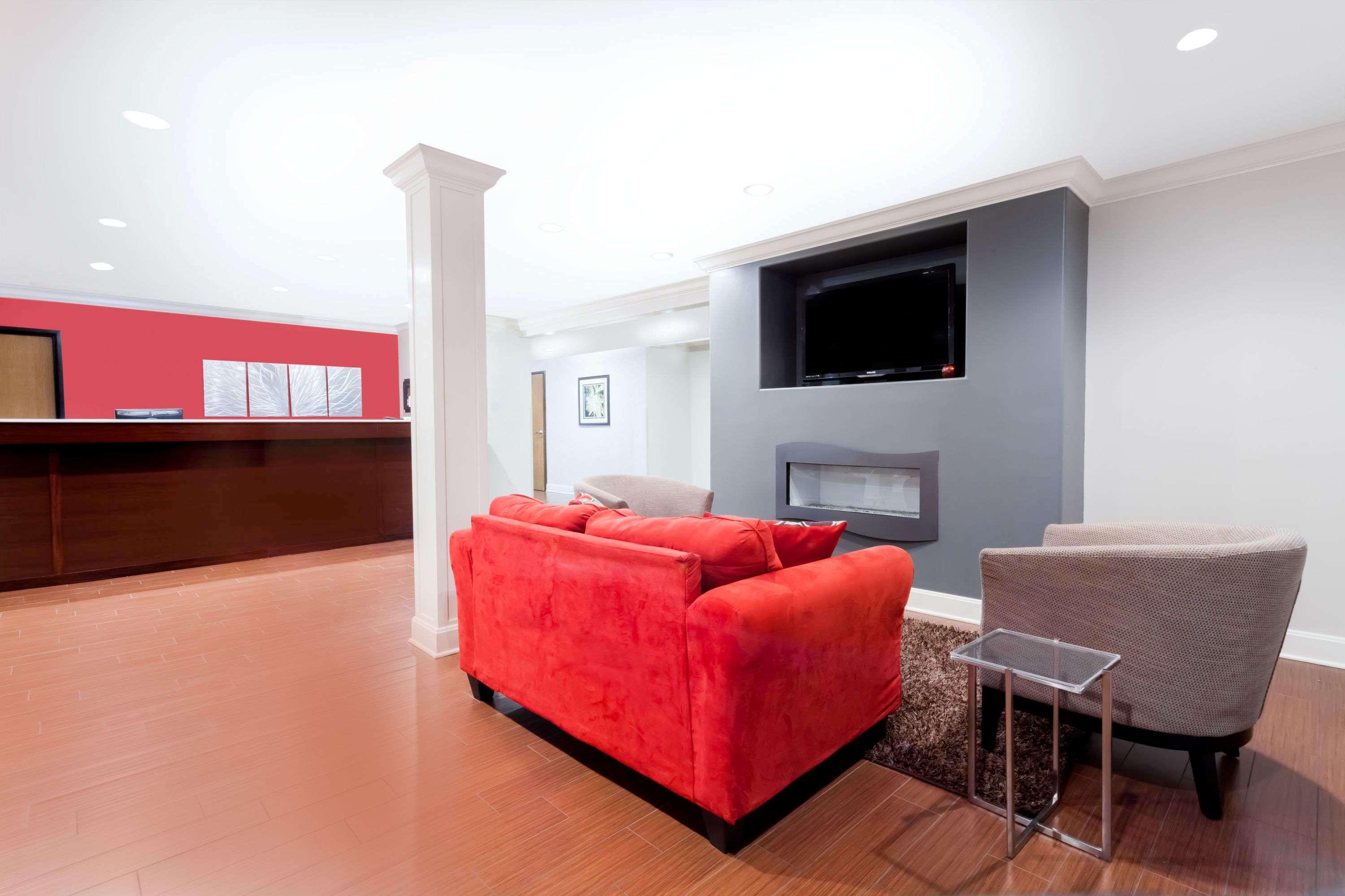Ramada By Wyndham Tell Hotel 3*