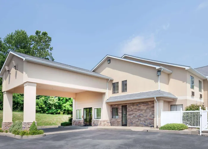 Ramada By Wyndham Tell City