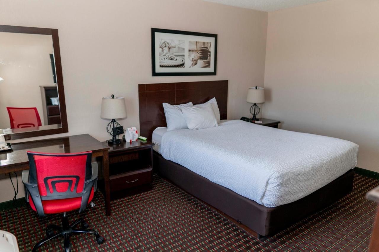 Ramada By Wyndham 3*
